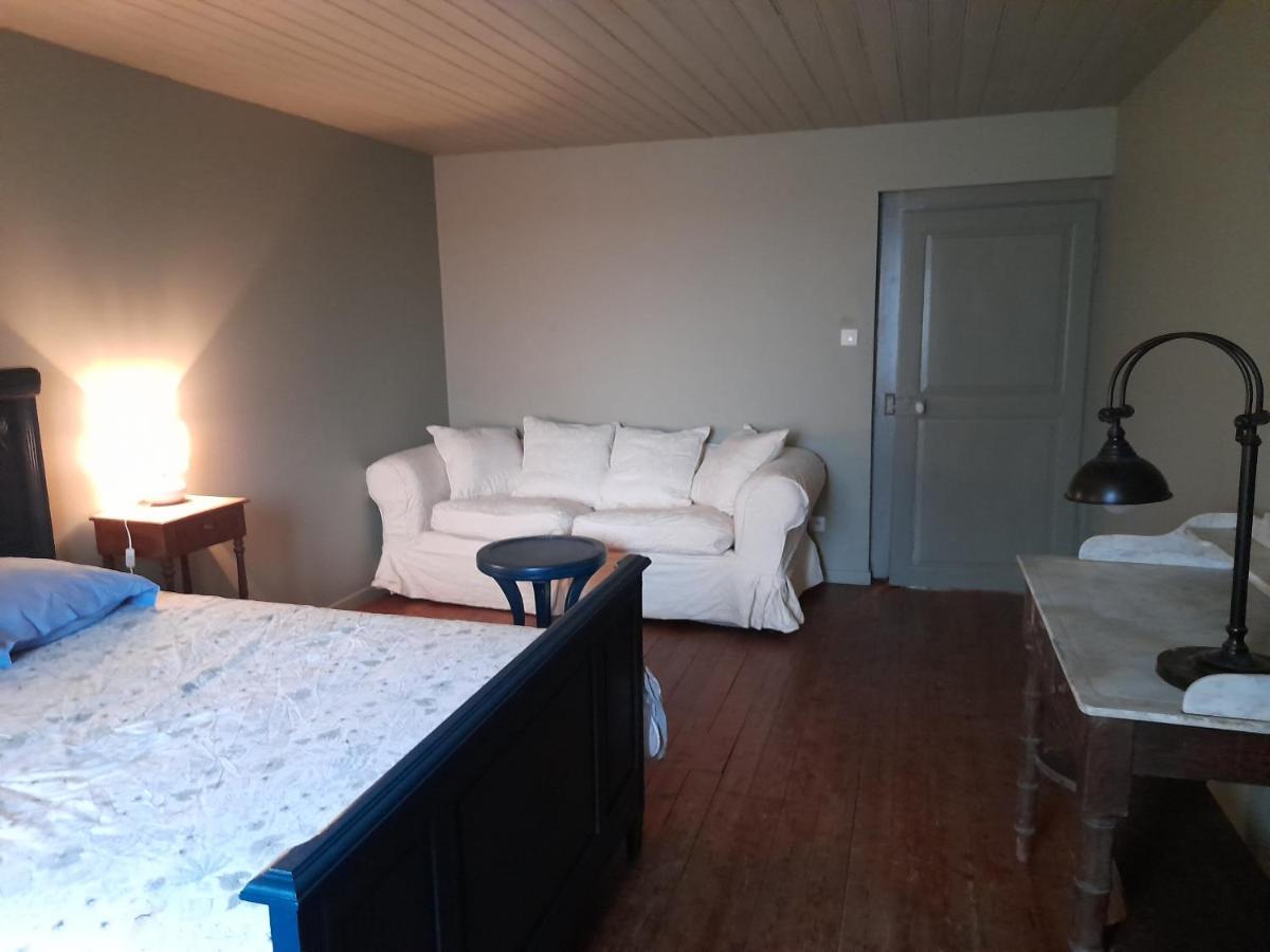Gite Coeurdacier Monthureux-sur-Saône Exterior foto